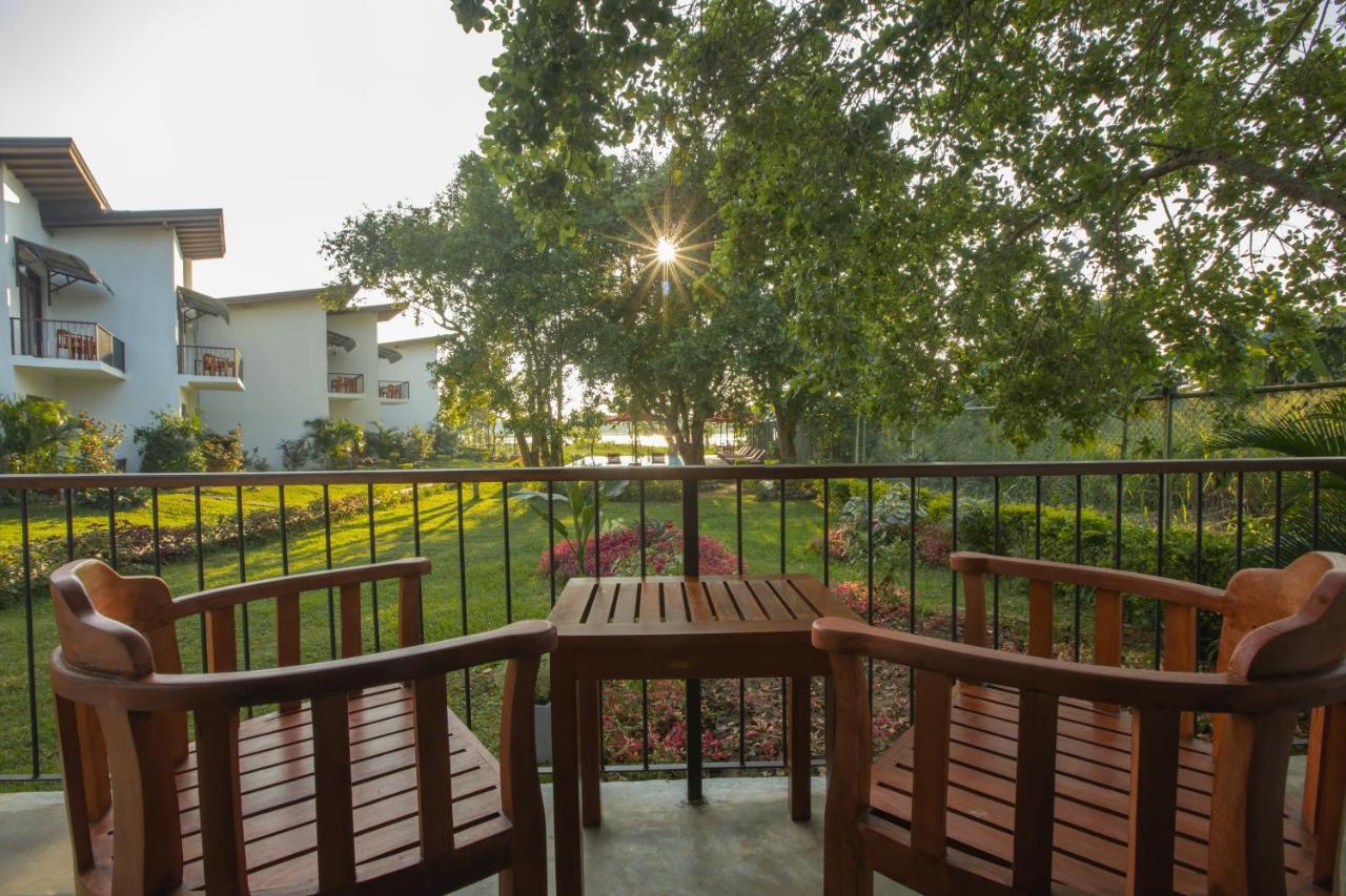 Sigiriya Wewa Addara Hotel - Hotel By The Lake Exterior photo